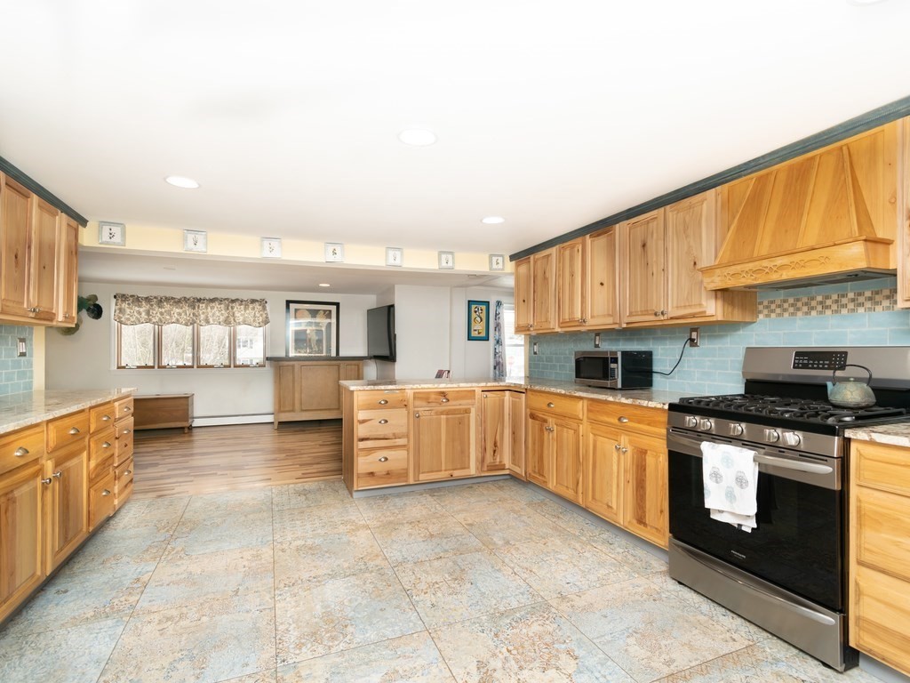 1752 Washington Street Canton, MA 02021 - Photo 8 of 22