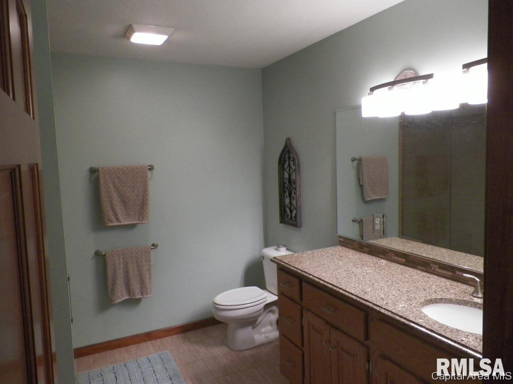1113 Post Road Springfield, IL 62712 - Photo 12 of 25
