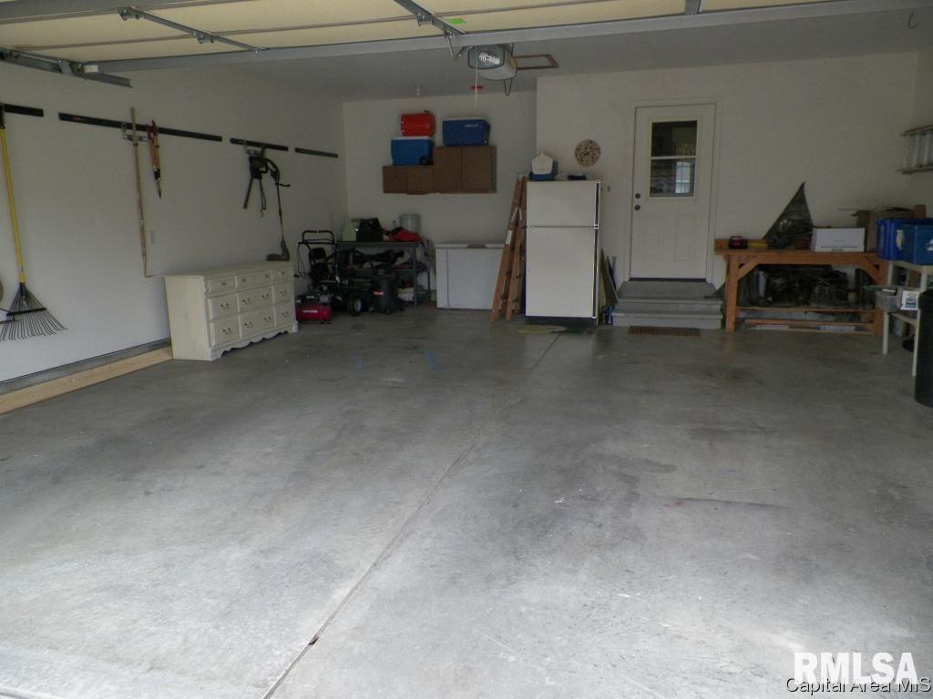 1113 Post Road Springfield, IL 62712 - Photo 23 of 25