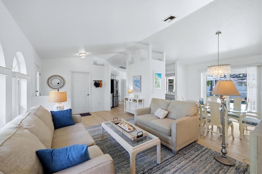 5981 Marigold Road Venice, FL 34293 - Photo 10 of 57 Gallery Image 10