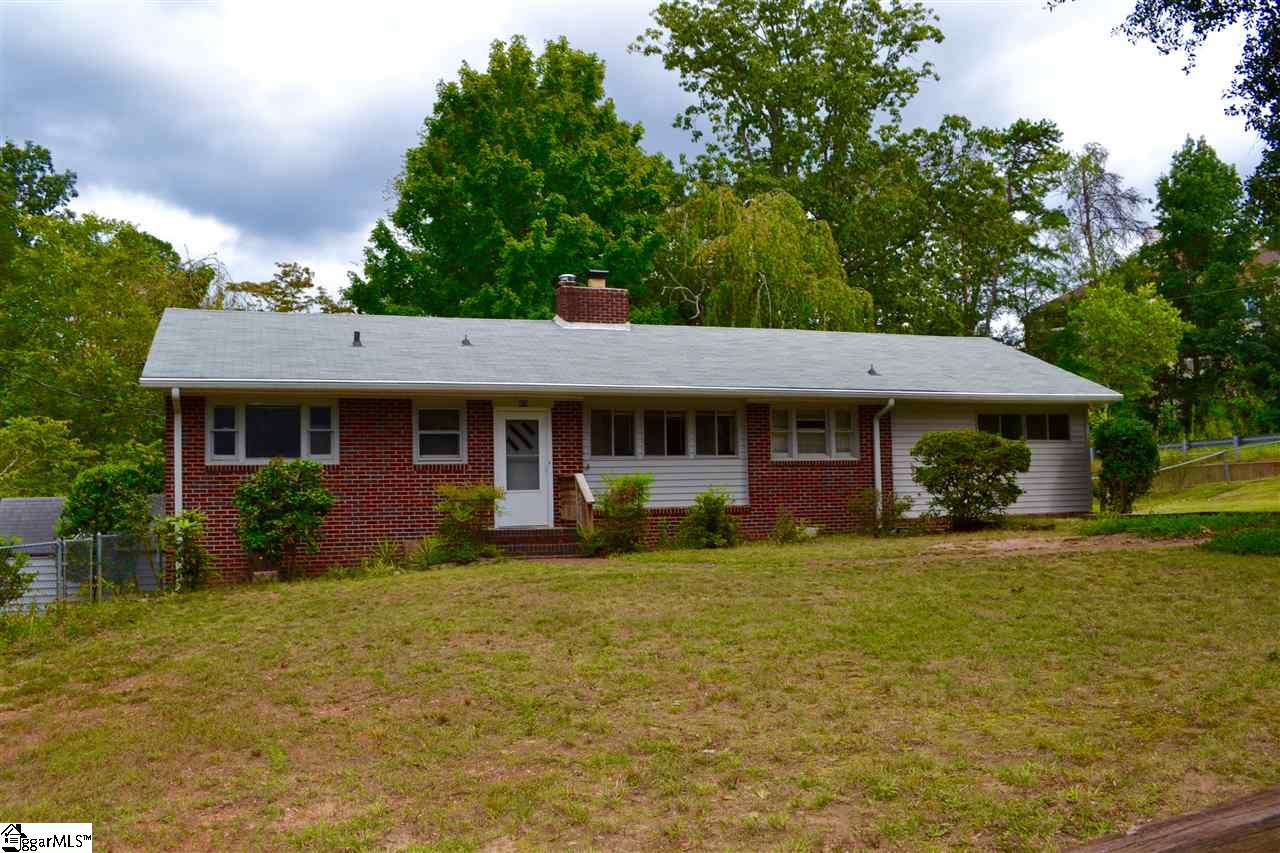605 Rockmont Road Greenville, SC 29615 - Photo 1 of 14 Gallery Image 1
