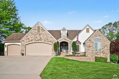 $765,000 | 527 Canyon Drive, Lawrence, KS 66049