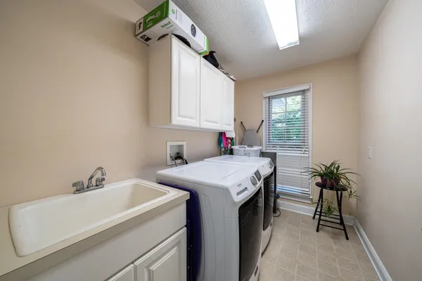 $3,400 | 285 Steeplechase Drive, Penn Laird, VA 22846