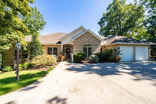 $3,400 | 285 Steeplechase Drive, Penn Laird, VA 22846