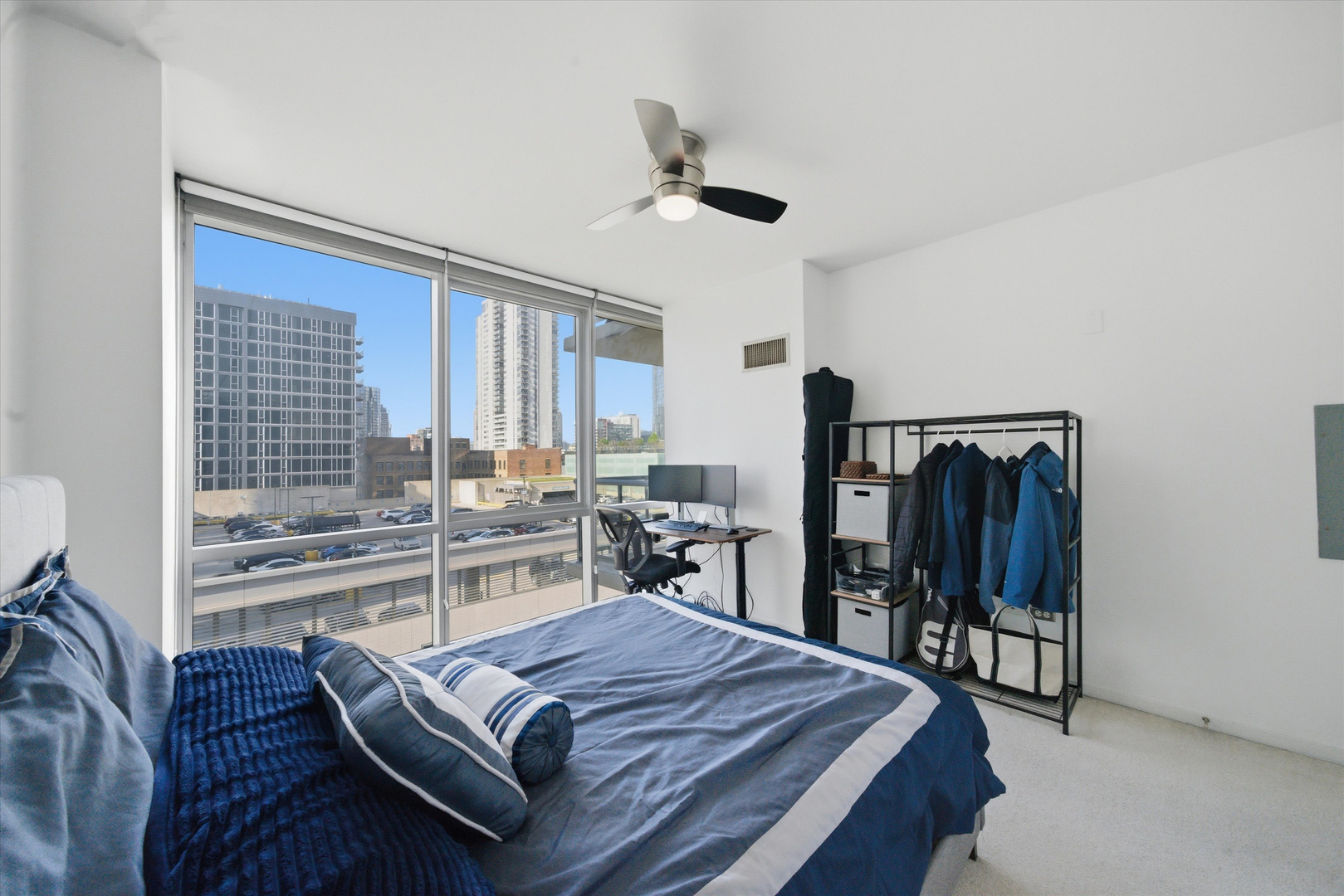 123 South Green Street, Unit 702B Chicago, IL 60607 - Photo 13 of 27