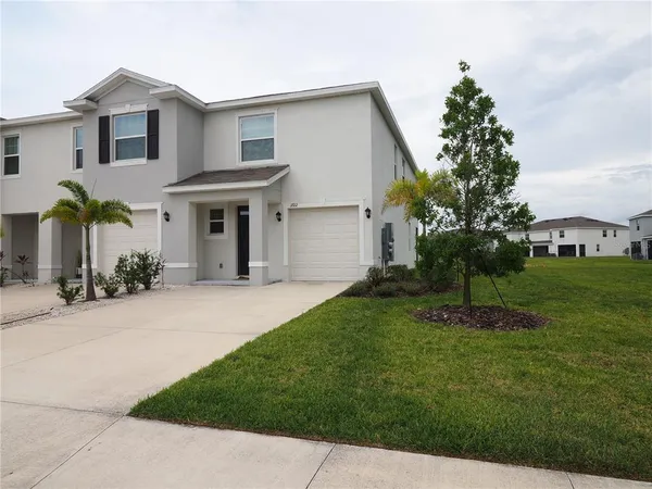 $2,150 | 1722 Woodleaf Hammock Court, Bradenton, FL 34211