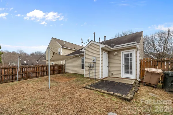 $1,700 | 2011 Chadwell Court, Waxhaw, NC 28173
