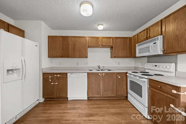 $1,700 | 2011 Chadwell Court, Waxhaw, NC 28173