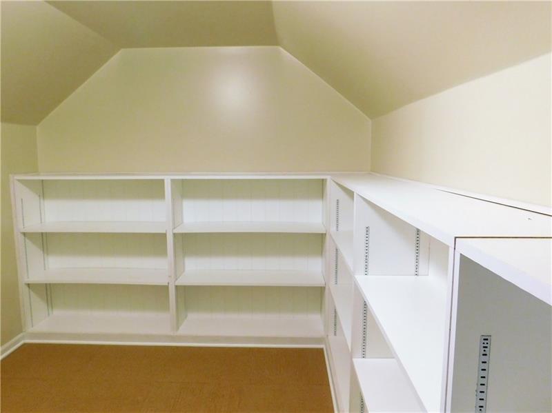 245 Beaufort Road New Florence, PA 15944 - Photo 13 of 20 Stylish storage room