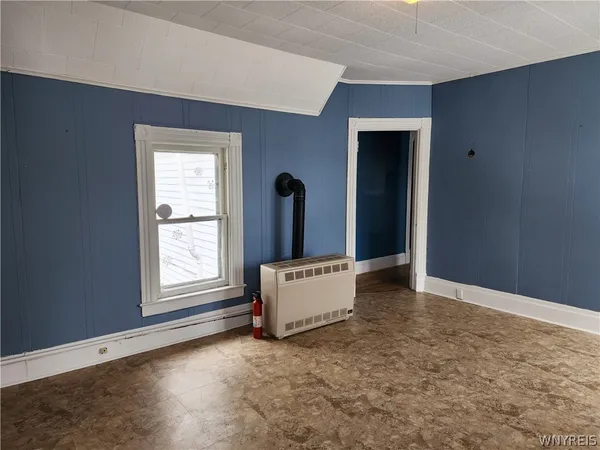 $174,900 | 23 Waverly Street, New Albion, NY 14719