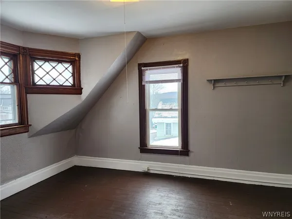 $174,900 | 23 Waverly Street, New Albion, NY 14719