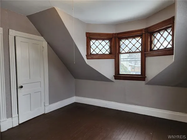 $174,900 | 23 Waverly Street, New Albion, NY 14719