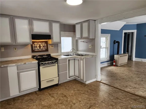 $174,900 | 23 Waverly Street, New Albion, NY 14719