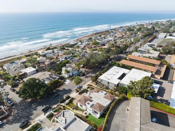 $4,175,000 | 611 Stratford Court, Del Mar, CA 92014