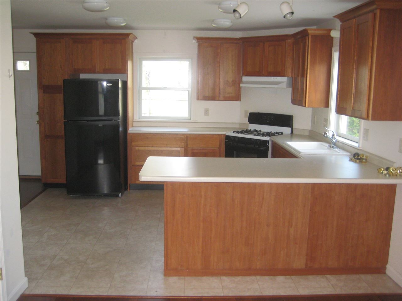 7 Stafford Lane Rutland, VT 05701 - Photo 6 of 13