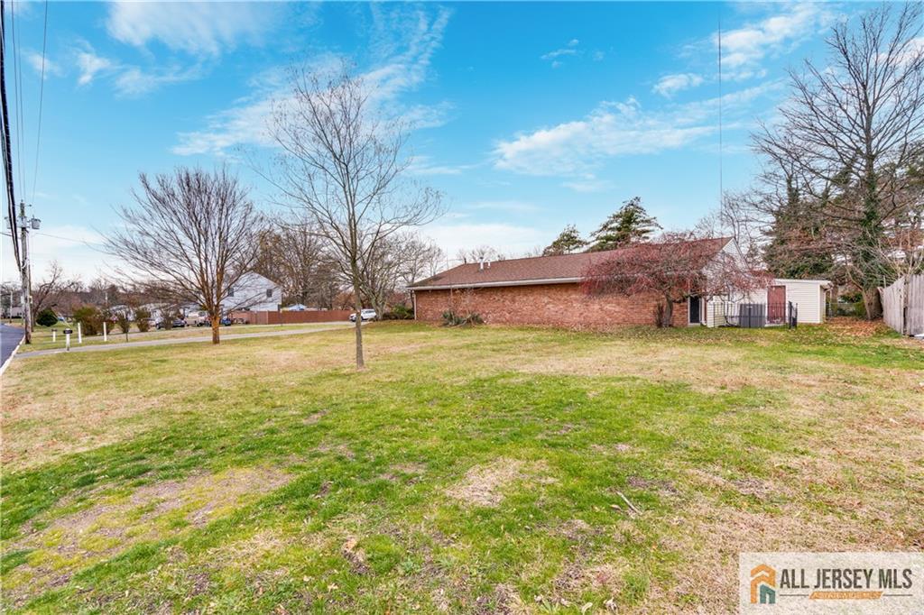 9 Stanworth Road Kendall Park, NJ 08824 - Photo 19 of 20