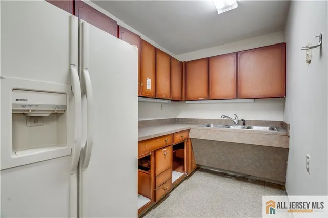 $799,000 | 9 Stanworth Road, Kendall Park, NJ 08824