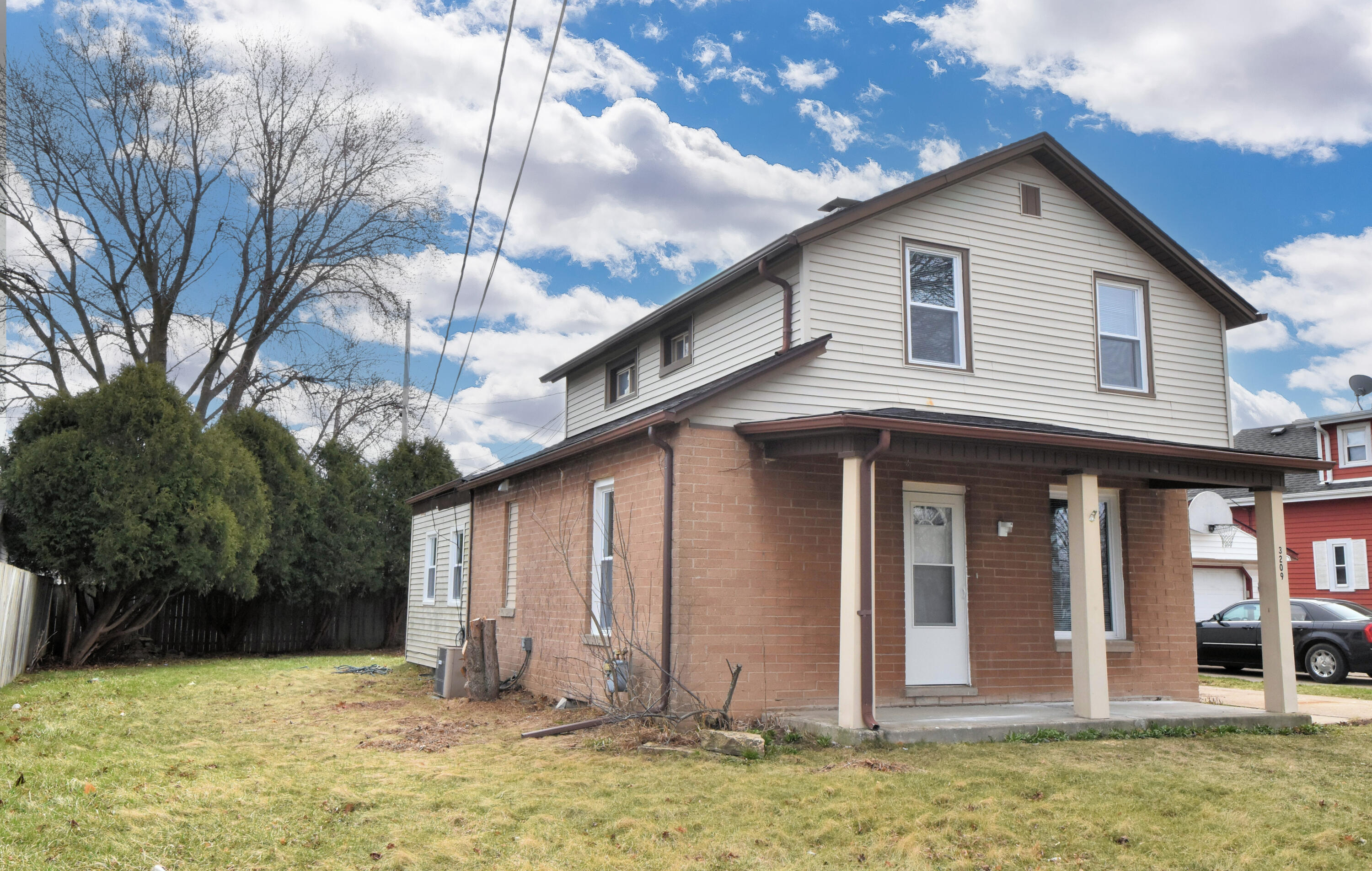 3209 Charles Street Racine, WI 53402 - Photo 39 of 44 Front