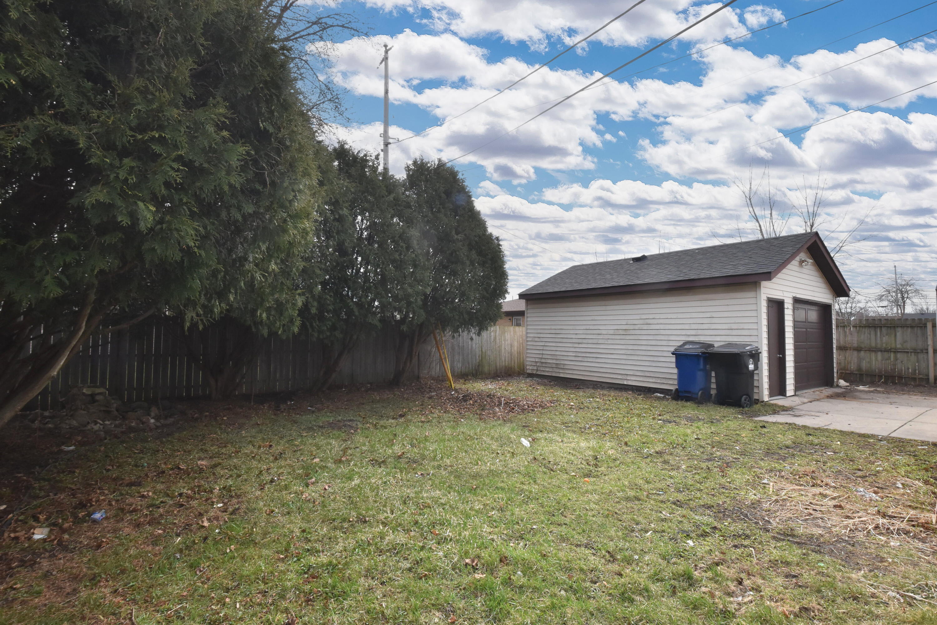 3209 Charles Street Racine, WI 53402 - Photo 43 of 44 Back yard and Garage