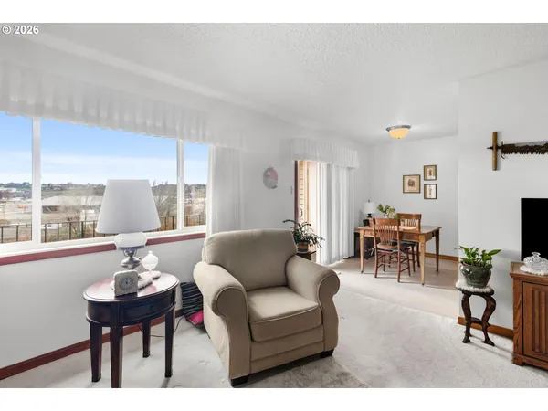 $219,000 | 1900 Northwest Carden Avenue, Unit 22, Pendleton, OR 97801