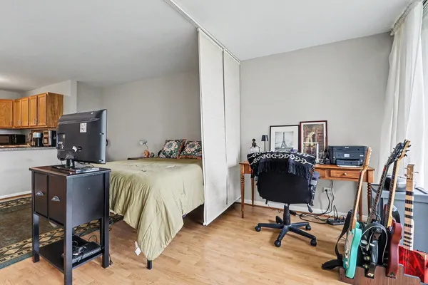 $139,900 | 5810 Oakwood Drive, Unit 5C, Lisle, IL 60532
