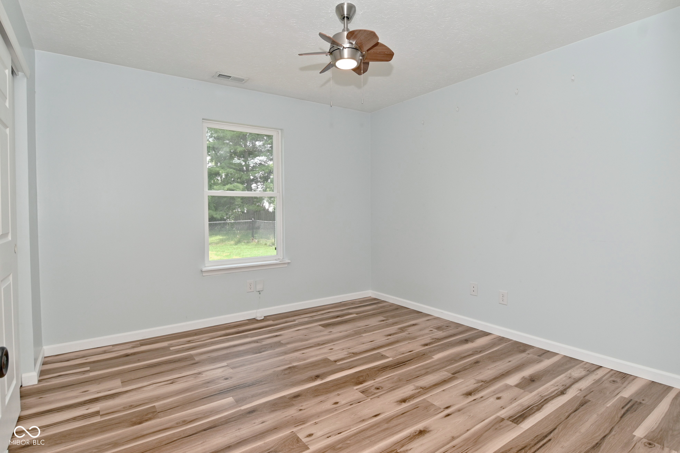 347 Lake Ridge Lane Greenwood, IN 46142 - Photo 21 of 39