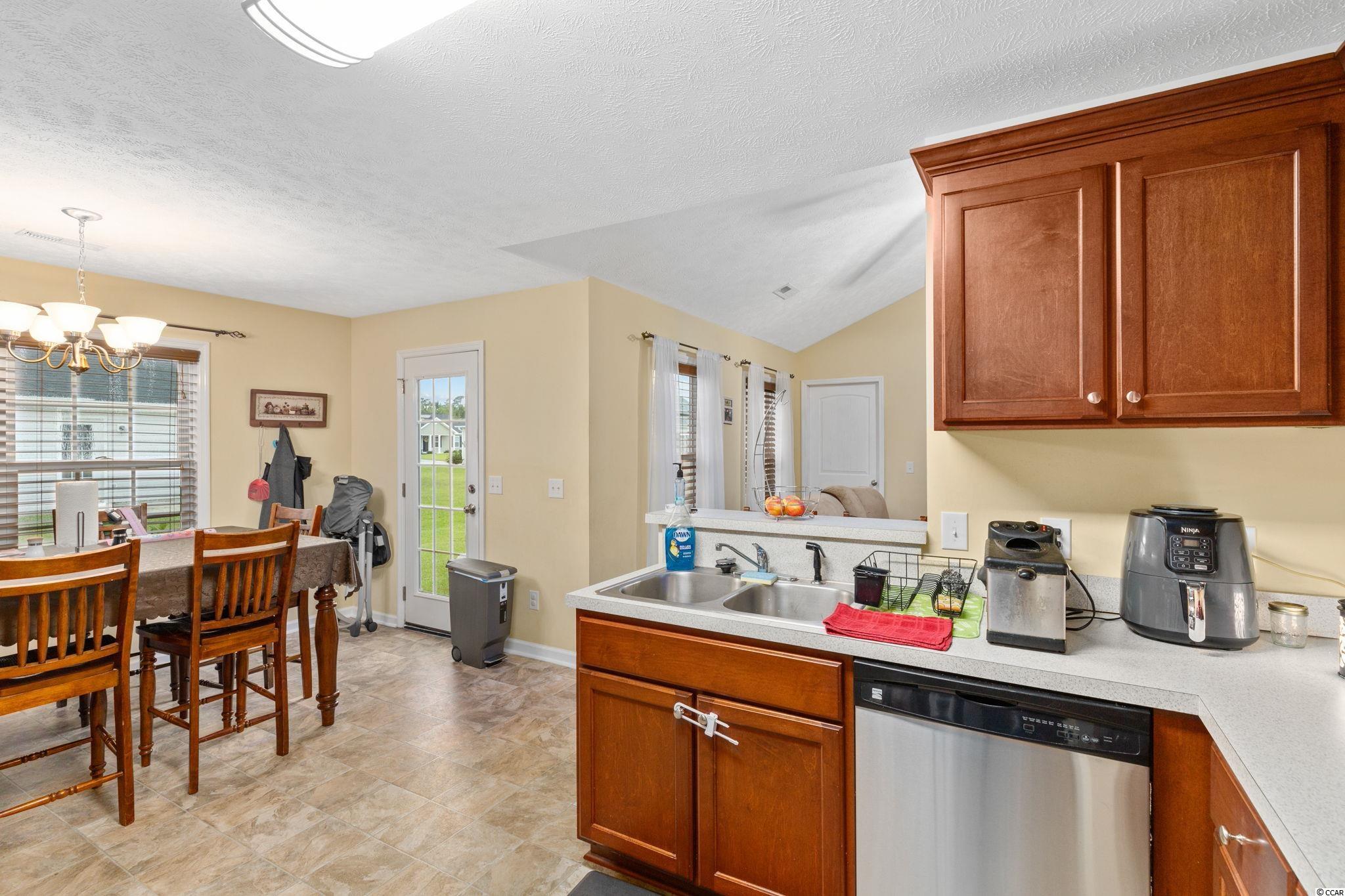2454 Cox Road Loris, SC 29569 - Photo 10 of 28 Gallery Image 10