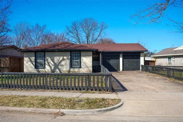 $2,150 | 2707 Judy Drive, Mesquite, TX 75149