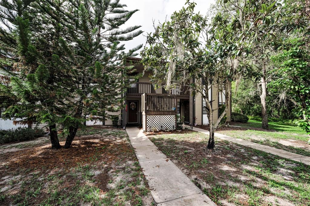 12025 Proctor Loop, Unit 3 New Port Richey, FL 34654 - Photo 4 of 38