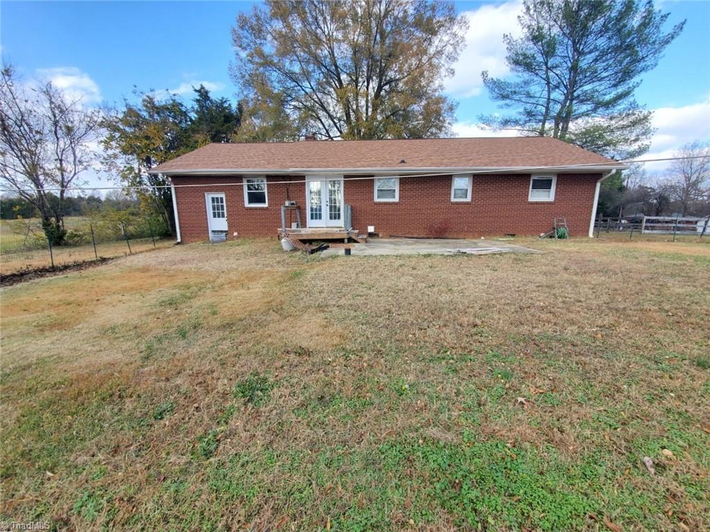 177 Helms Road Winston-Salem, NC 27107 - Photo 3 of 21 Gallery Image 3