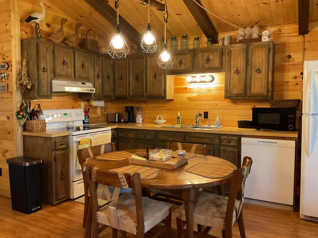 437 Alpine Crest Road Fancy Gap, VA 24328 - Photo 24 of 66 Gallery Image 24
