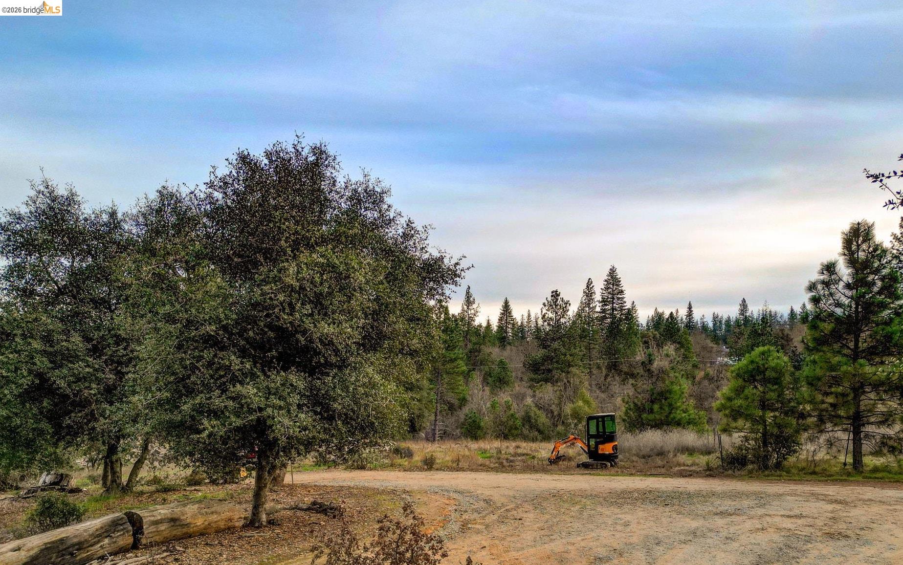 6422 Dogtown Road Coulterville, CA 95311 - Photo 2 of 28 a view of a road with a building in the background