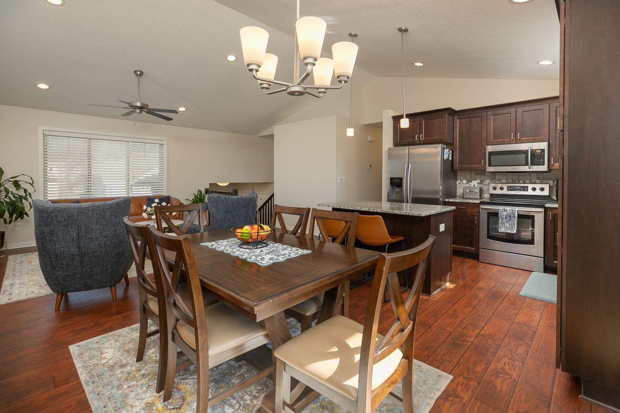 3452 Bridgeview Drive Southeast Rochester, MN 55904 - Photo 10 of 36 Gallery Image 10