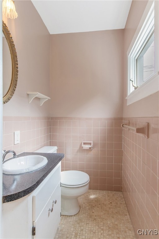 8 North Street Marcellus, NY 13108 - Photo 12 of 40 1/2 BATH 1S FLOOR