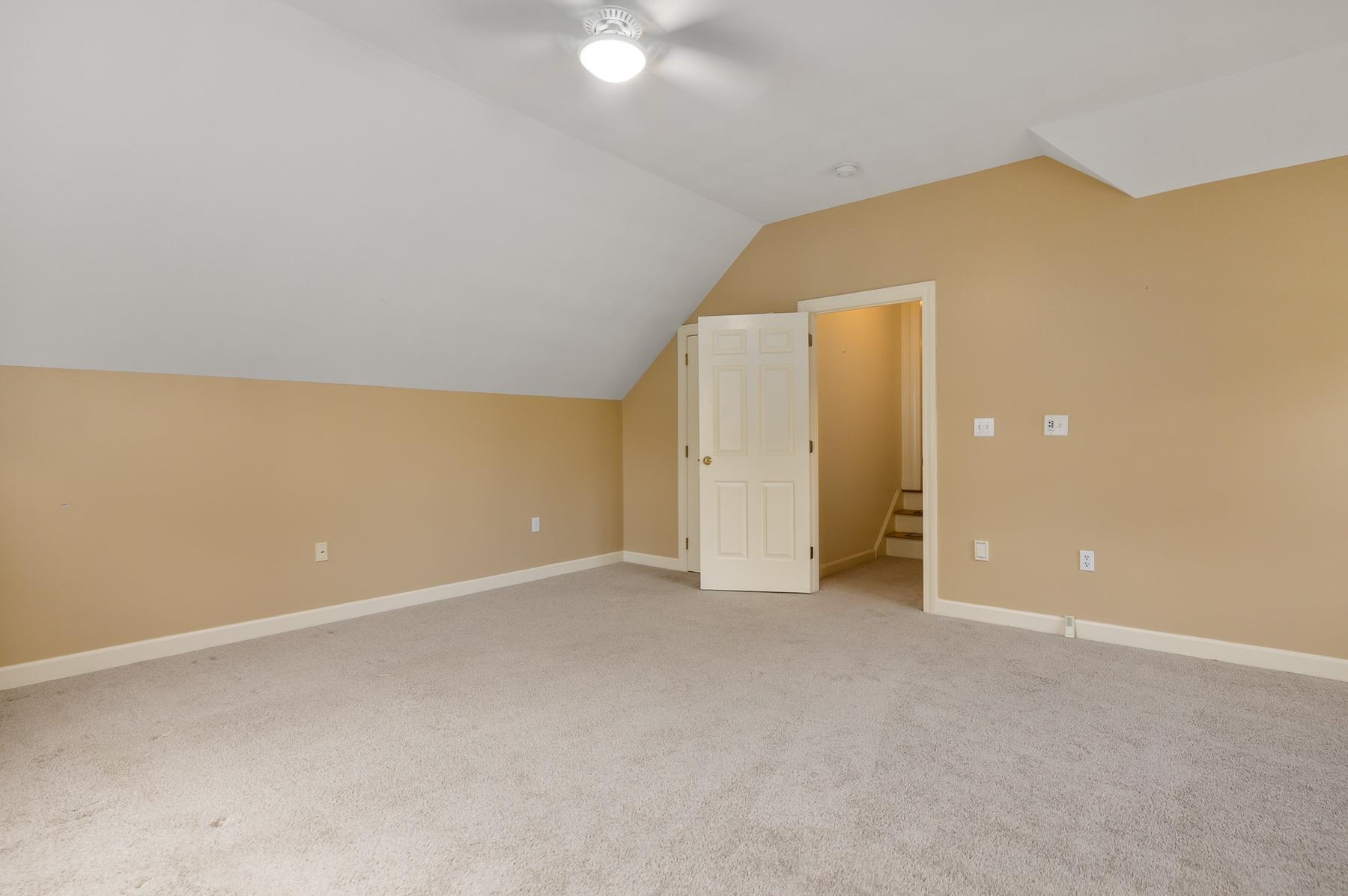 19 Juniper Lane Hampton, NH 03842 - Photo 31 of 41