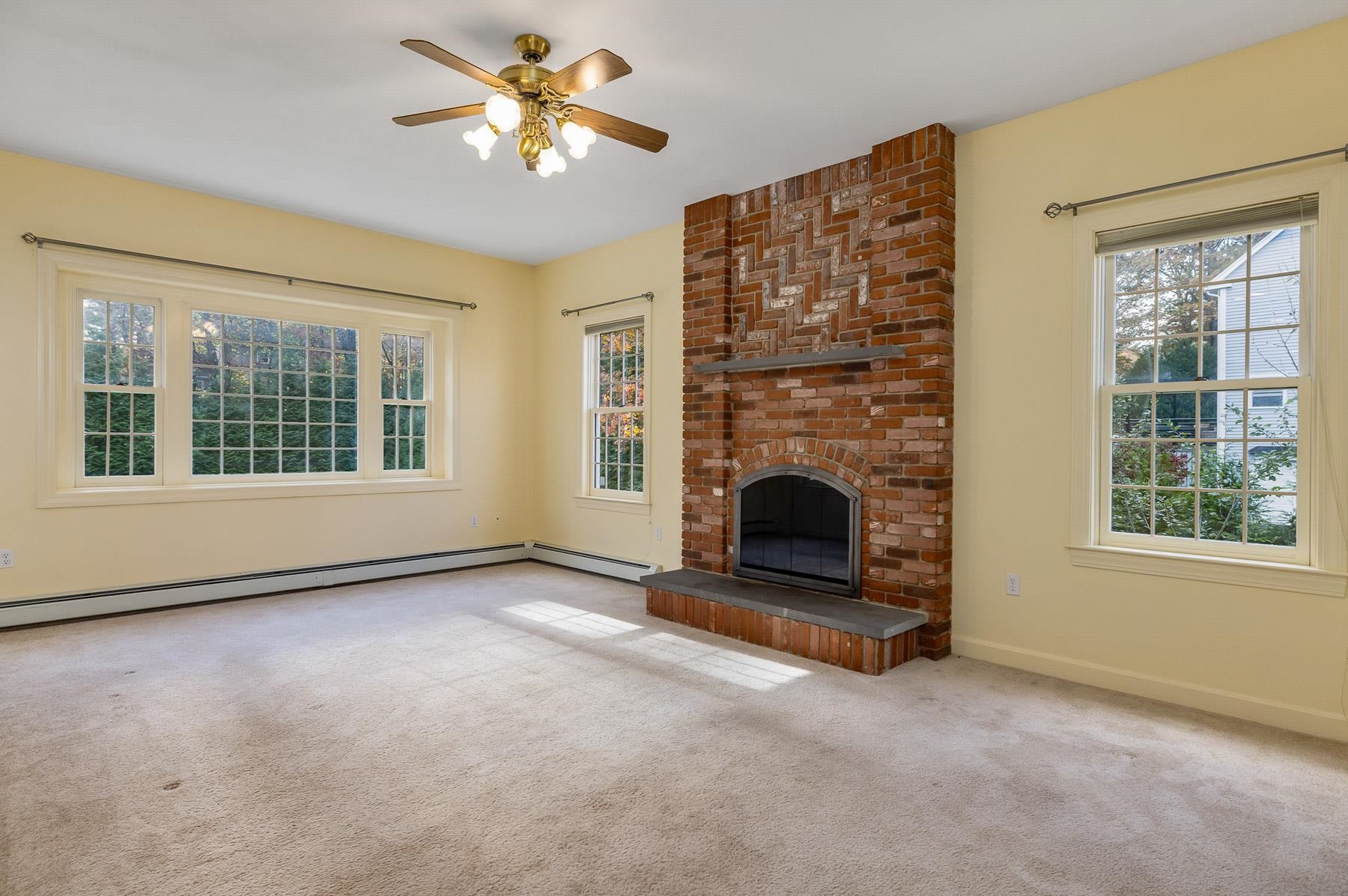 19 Juniper Lane Hampton, NH 03842 - Photo 10 of 41