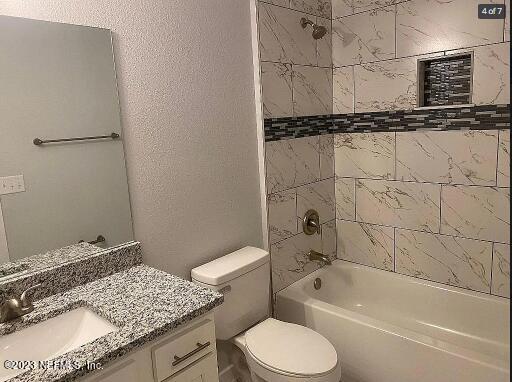 3327 Galilee Road Jacksonville, FL 32207 - Photo 4 of 7 4