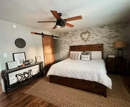 $2,950 | 153 Bahia Lane East, Litchfield Park, AZ 85340