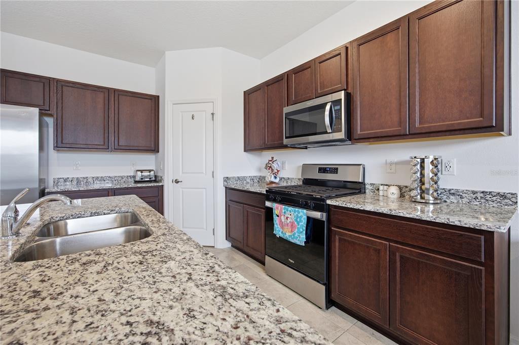 7238 Southwest 60th Lane Ocala, FL 34474 - Photo 7 of 28