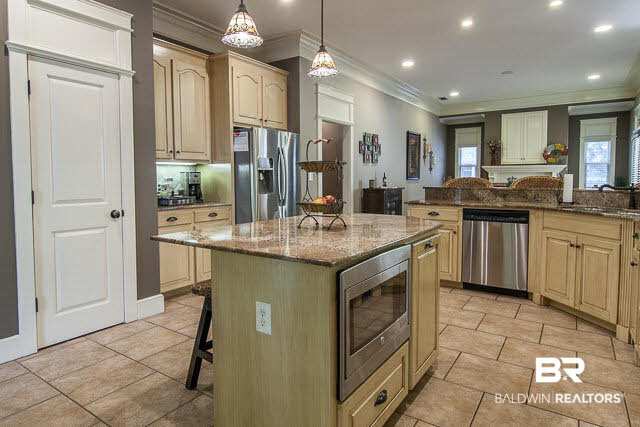 11554 Halcyon Loop Daphne, AL 36526 - Photo 9 of 35 Kitchen