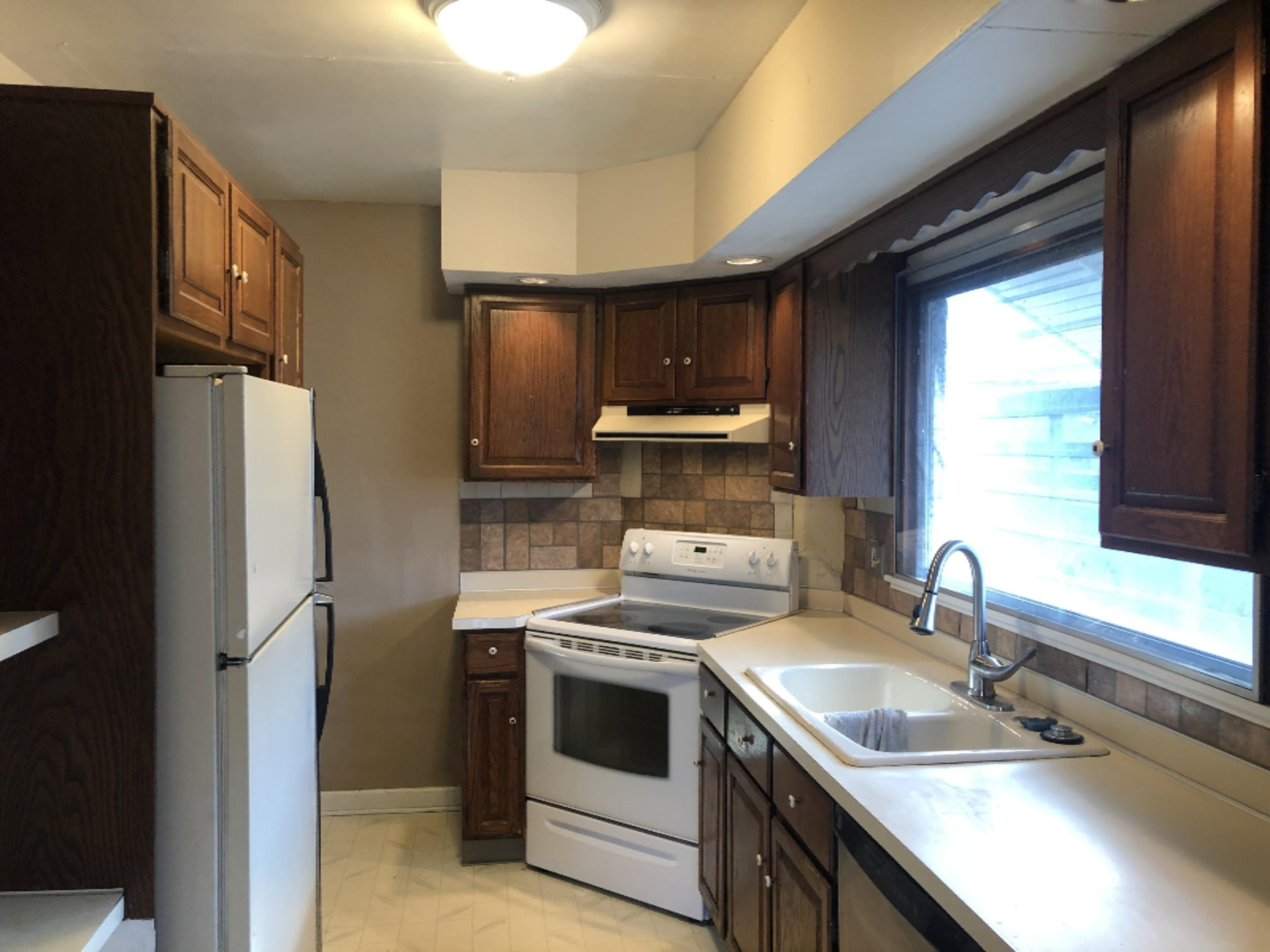 2832 Roosevelt Road Muskegon, MI 49441 - Photo 13 of 15 IMG_1609