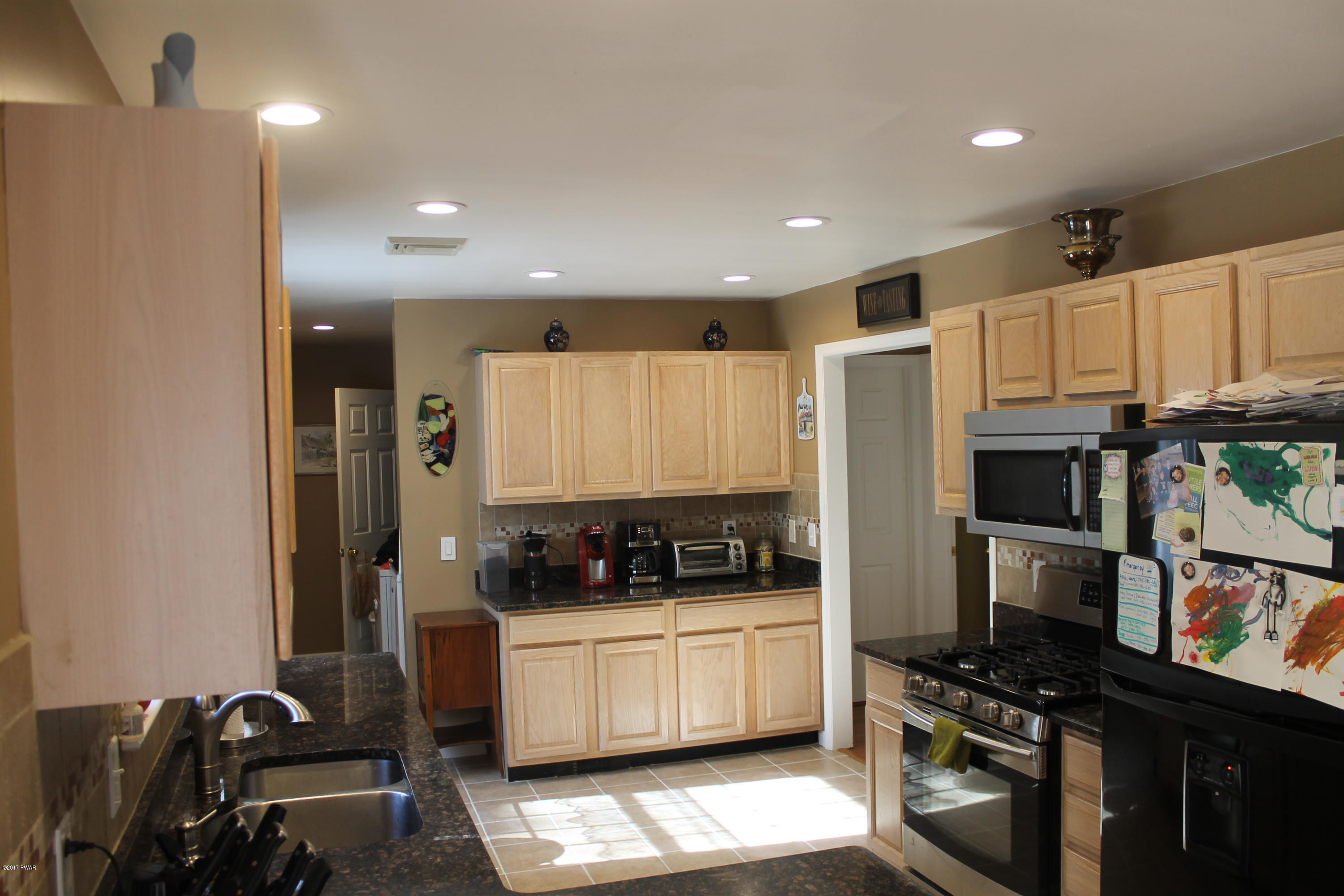 130 West Lilac Road Milford, PA 18337 - Photo 10 of 42 Kitchen