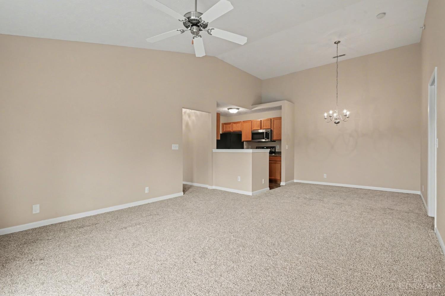 3414 North Bend Road, Unit 7 Cincinnati, OH 45247 - Photo 2 of 13 Gallery Image 2