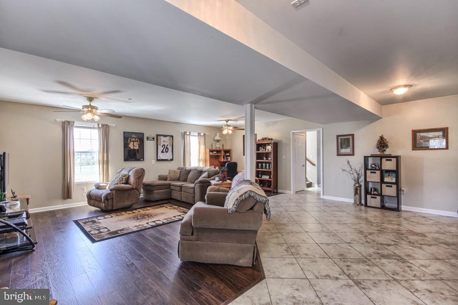 181 Goodyear Road Carlisle, PA 17015 - Photo 20 of 24 Gallery Image 20