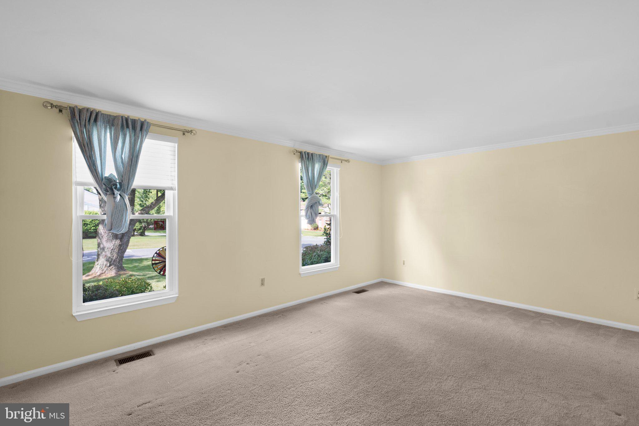 1033 Windmill Lane Silver Spring, MD 20905 - Photo 27 of 58