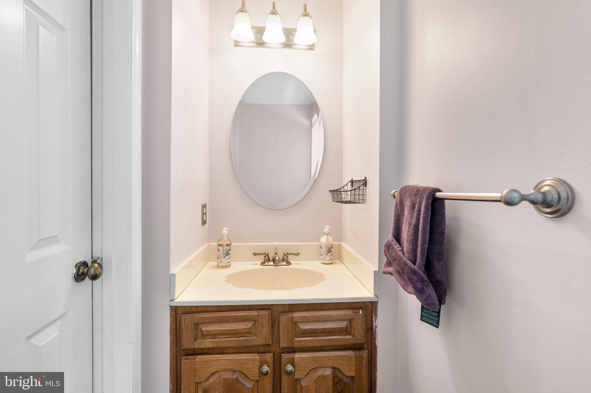 1033 Windmill Lane Silver Spring, MD 20905 - Photo 29 of 58