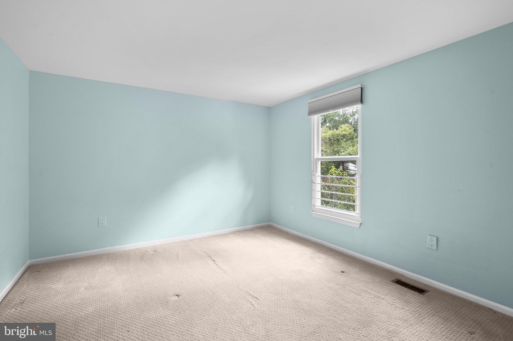 1033 Windmill Lane Silver Spring, MD 20905 - Photo 30 of 58