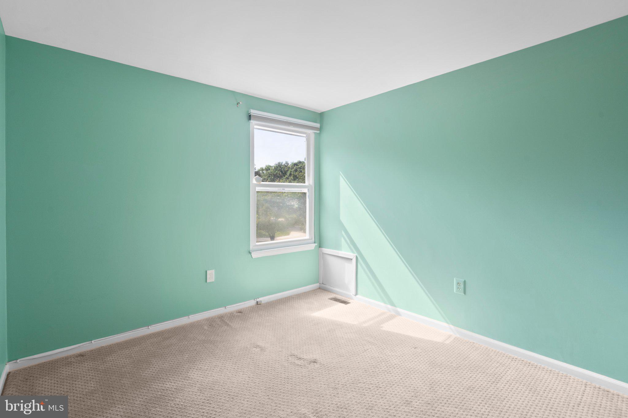 1033 Windmill Lane Silver Spring, MD 20905 - Photo 39 of 58