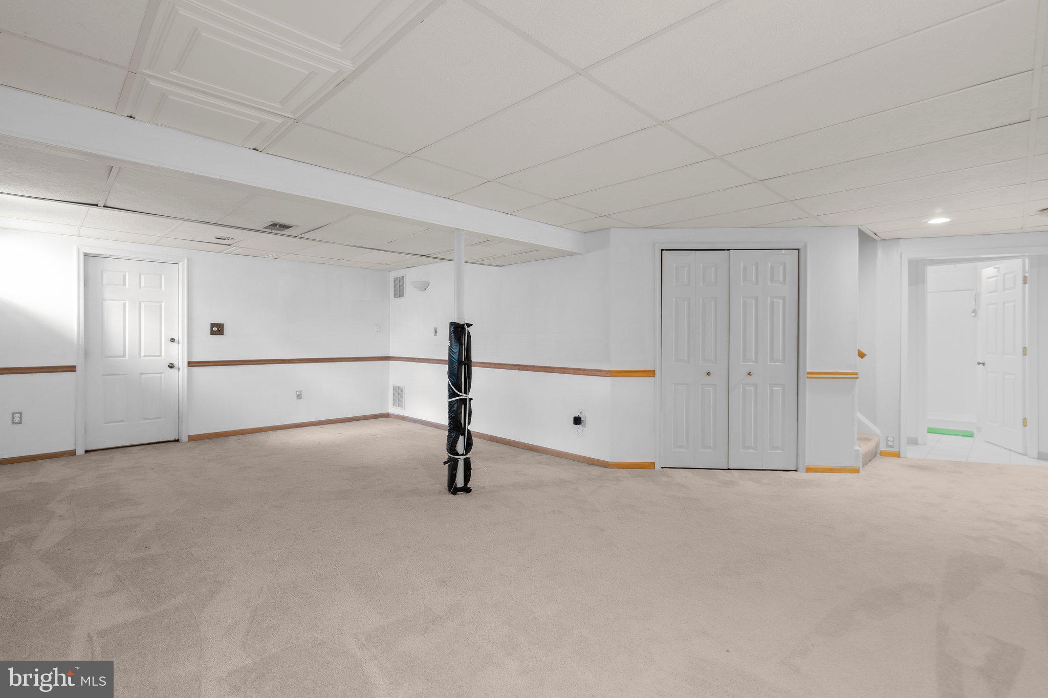 1033 Windmill Lane Silver Spring, MD 20905 - Photo 44 of 58