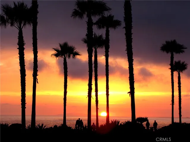 $399,000 | 2056 Via Mariposa East, Unit A, Laguna Woods, CA 92637